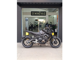YAMAHA MT-09 BLACK TOTAL!!!!!!!!