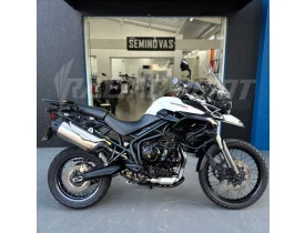 TRIUMPH TIGER 800 XC NOVÍSSIMA